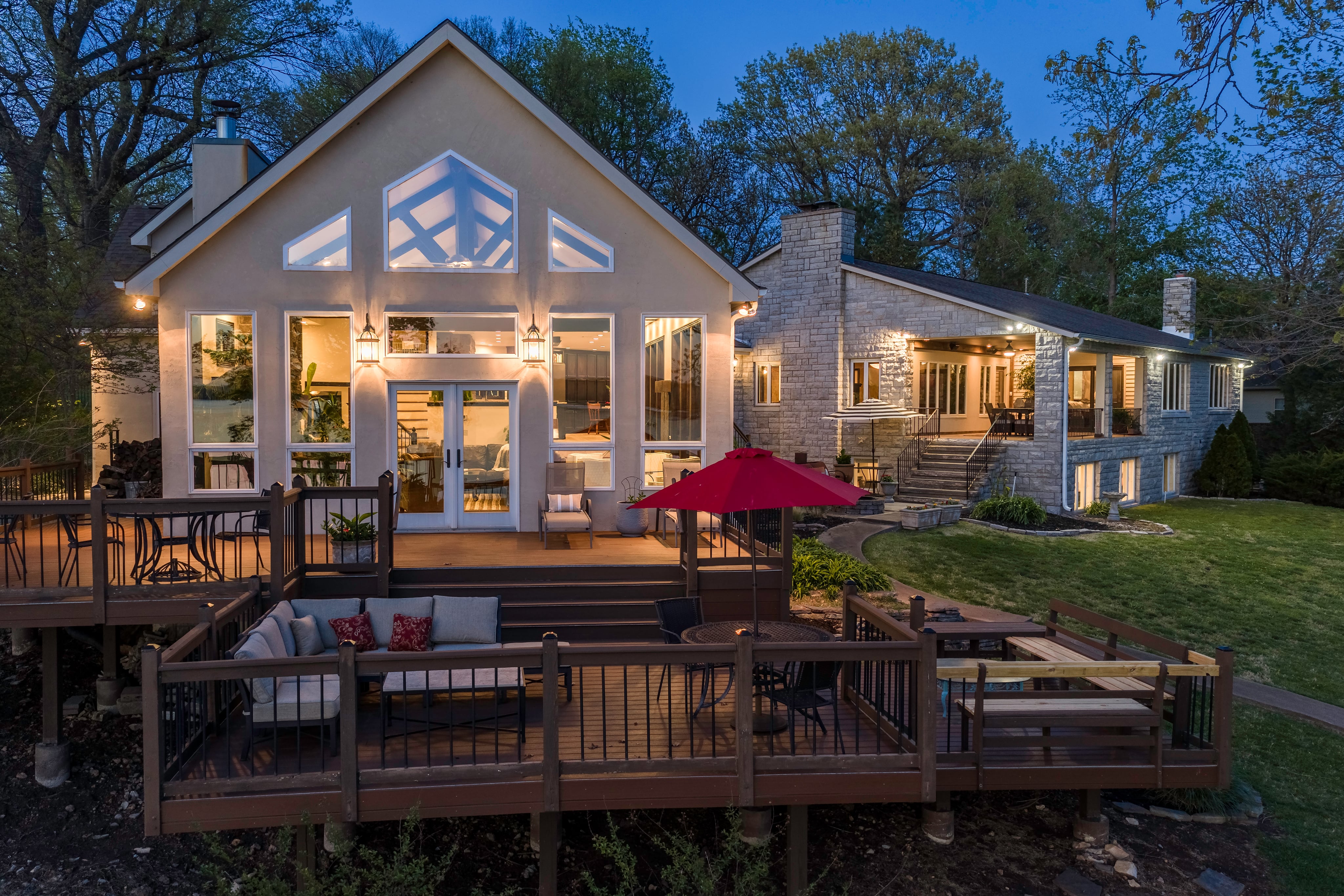 1446 Rockie Dr, Grove OK – Luxury Lakefront Estate on Honey Creek